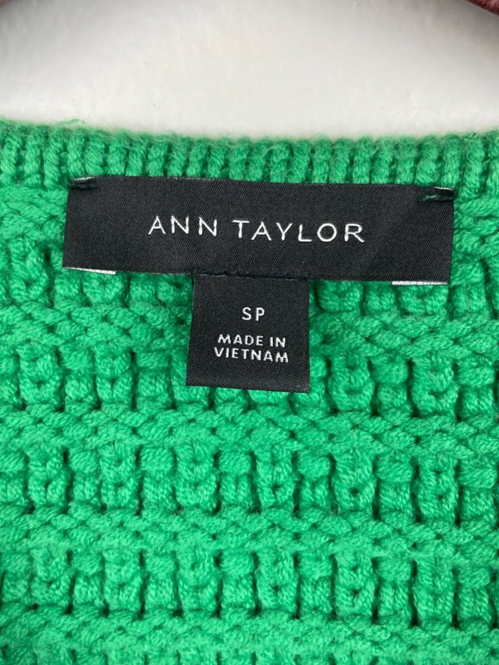 Ann Taylor Chunky Knit Green Cardigan With Gold Buttons Size Small Petite - Picture 3 of 8
